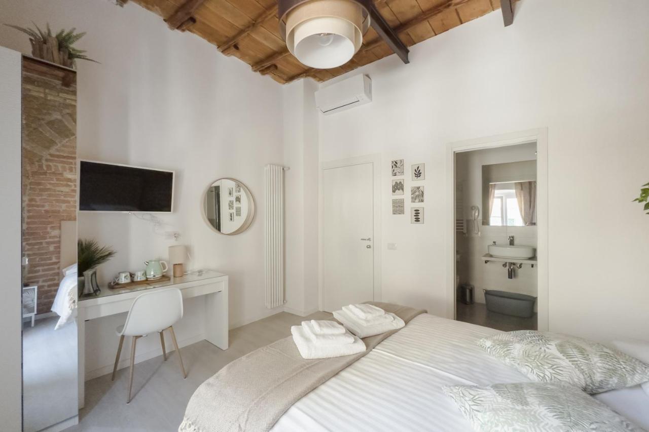 White Ostilia Guesthouse Roma Exterior foto